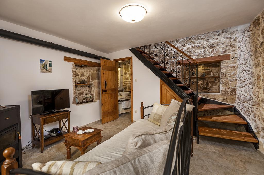 Casa Eleni Ferienhaus *